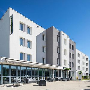 Première Classe Lyon Est - Saint Quentin Fallavier - Aéroport